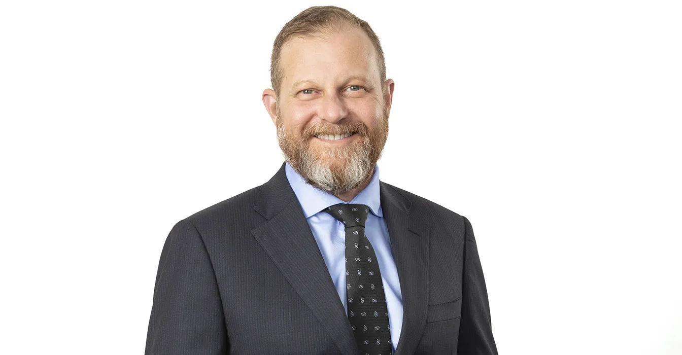 Legal Consultant Limelight: Andrew Saker